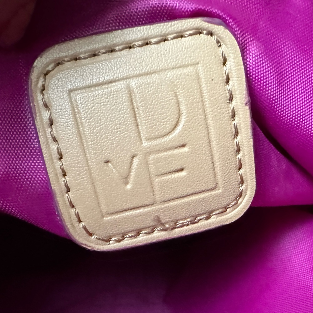 DVF maxi purse - Picture 8 of 10